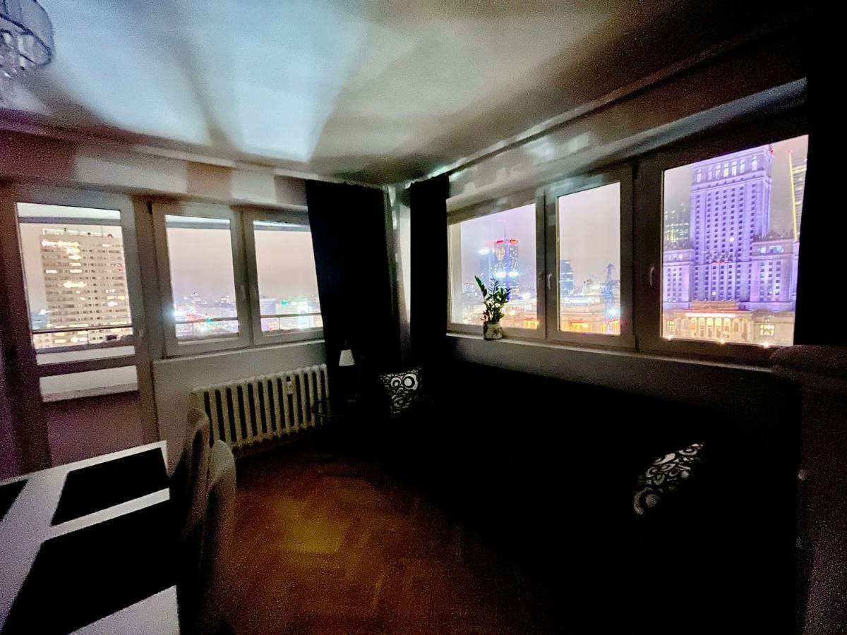 Platinum Metro X2 Wifi 350 Mbs Netflix Hbo Appletv Appartement Warschau Buitenkant foto